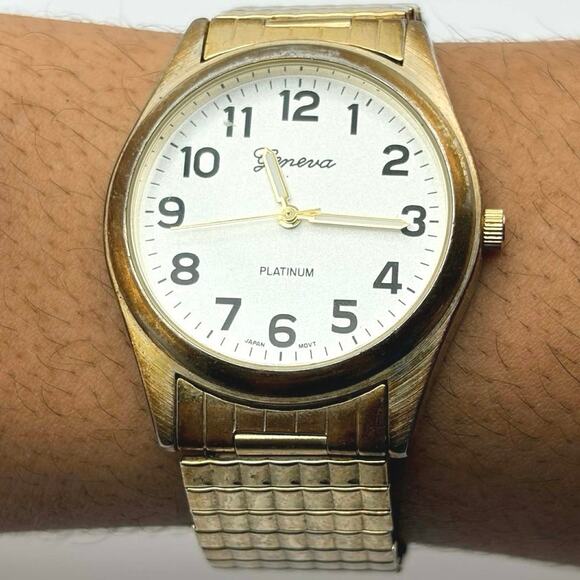 Vintage Gold Geneva Men’s Watch - Picture 2 of 4